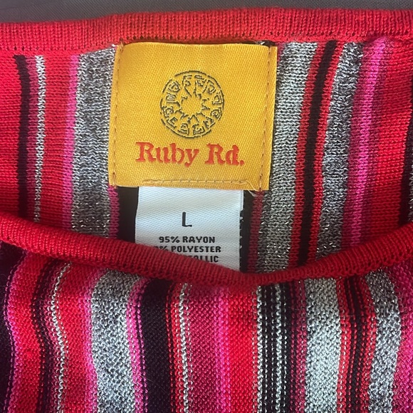 NWOT Ruby rd 3/4 bell sleeve light weight sweater - Picture 2 of 4